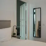 Apartment Conrad-b 01 By Rockchair L Superhost Status L Super Flat, 3 Bedrooms 2 Bathrooms Welcomes You! Berlin