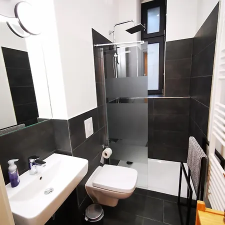 Apartmán Conrad-b By Rockchair L Superhost Status L Super Flat, 3 Bedrooms 2 Bathrooms Welcomes You!