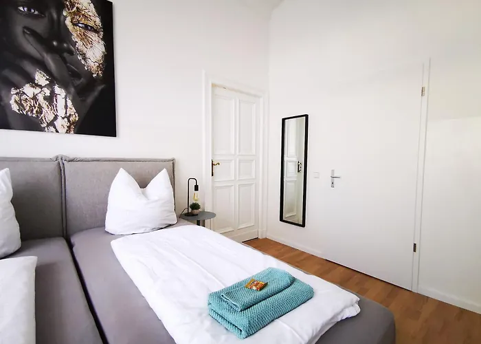 דירה Conrad-b 01 By Rockchair L Superhost Status L Super Flat, 3 Bedrooms 2 Bathrooms Welcomes You! ברלין