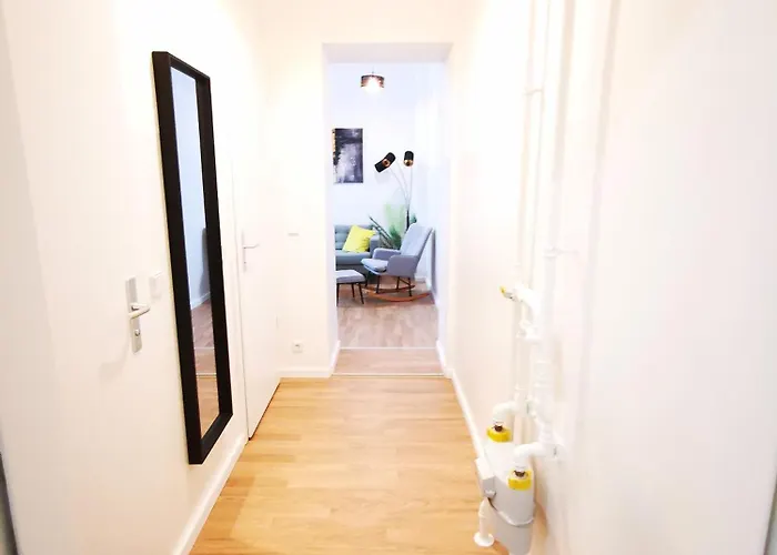 Conrad-b By Rockchair L Superhost Status L Super Flat, 3 Bedrooms 2 Bathrooms Welcomes You! 柏林